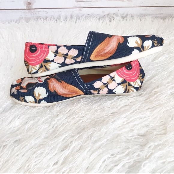 Boutique Beagle Print Blue Slip On Loafers Sz 7.5 - Picture 6 of 8